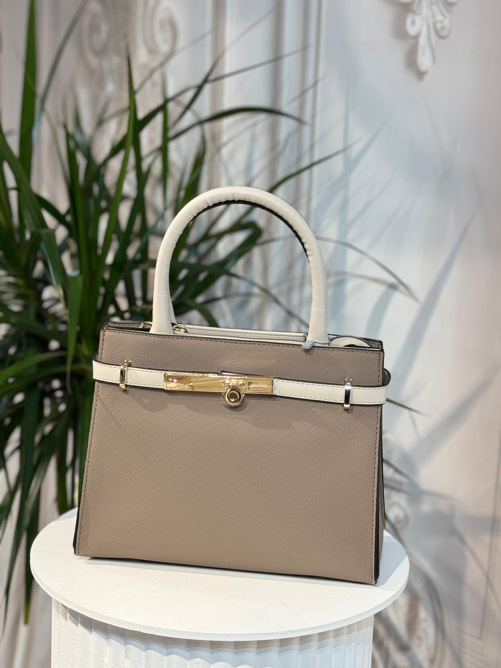 3115 CODE AHLEM TASCHE MIT GÜRTEL-DETAIL