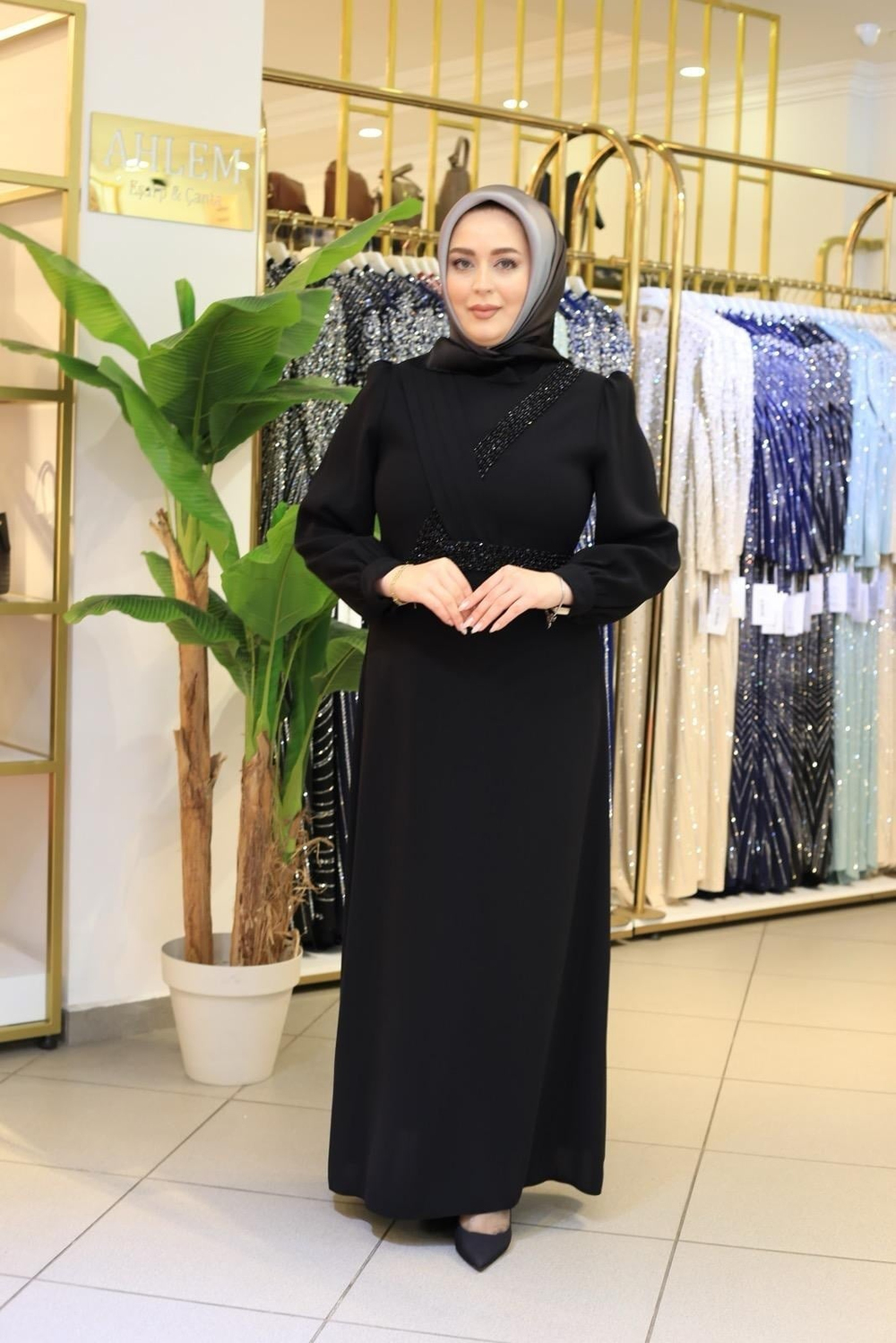 3403 CODE KREUZ STEIN BESTICKTES KLEID