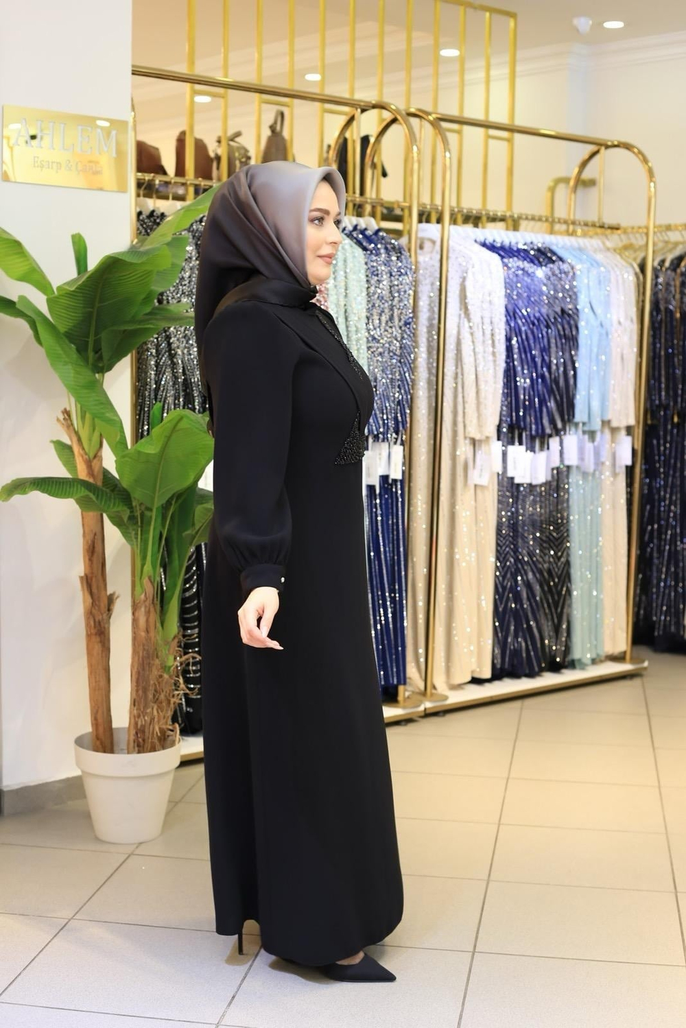 3403 CODE KREUZ STEIN BESTICKTES KLEID