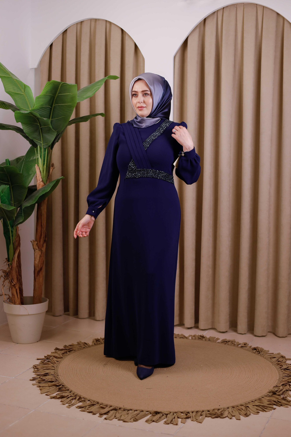 ÇAPRAZ TAŞ İŞLEMELİ ELBİSE 3403 KOD