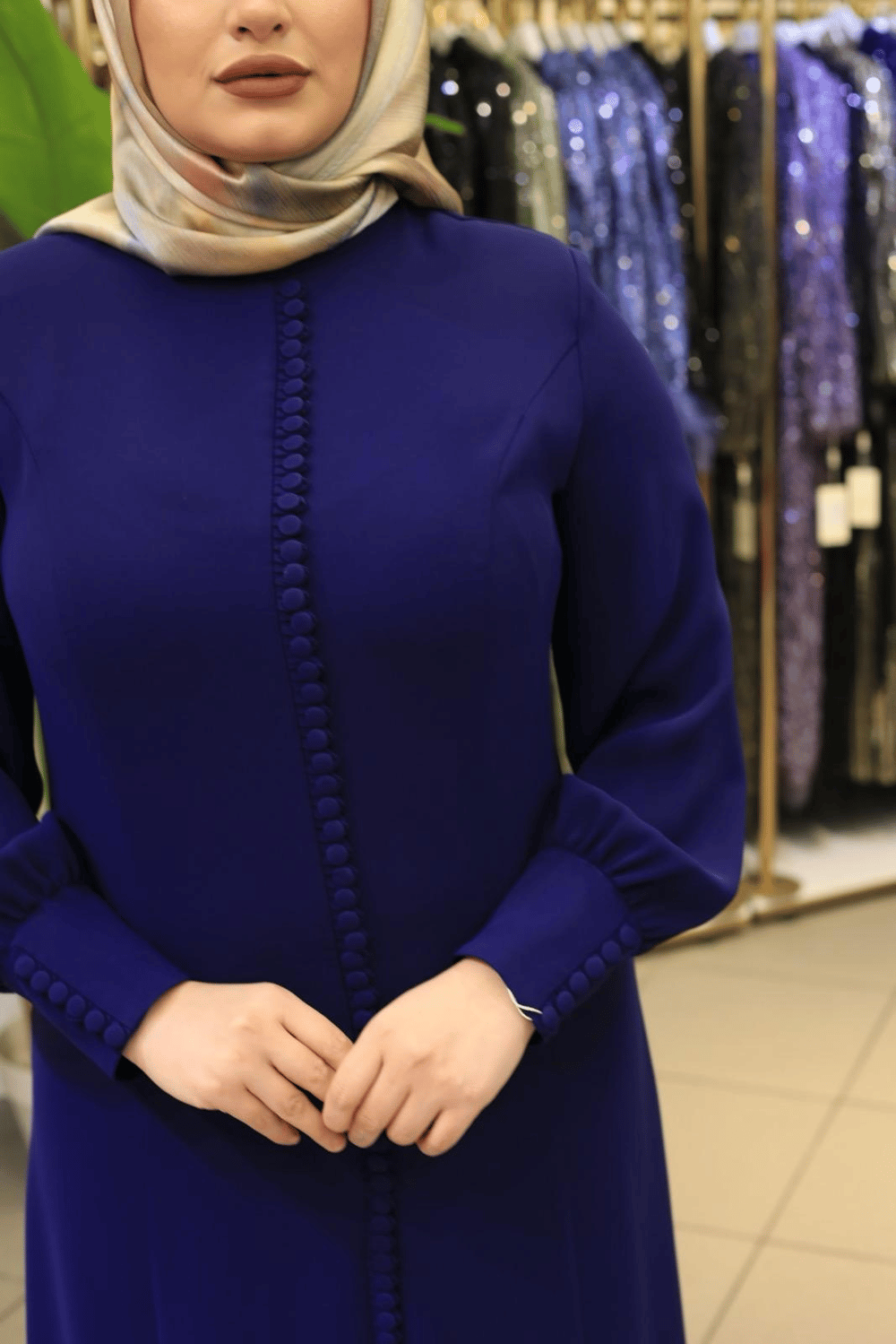 DÜĞME DETAYLI KREP ELBİSE 3572 KOD