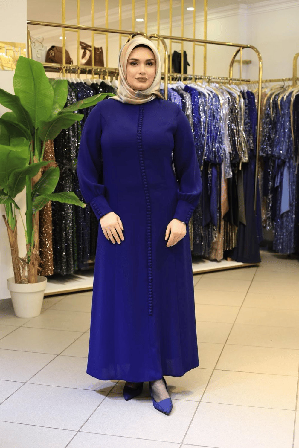 DÜĞME DETAYLI KREP ELBİSE 3572 KOD