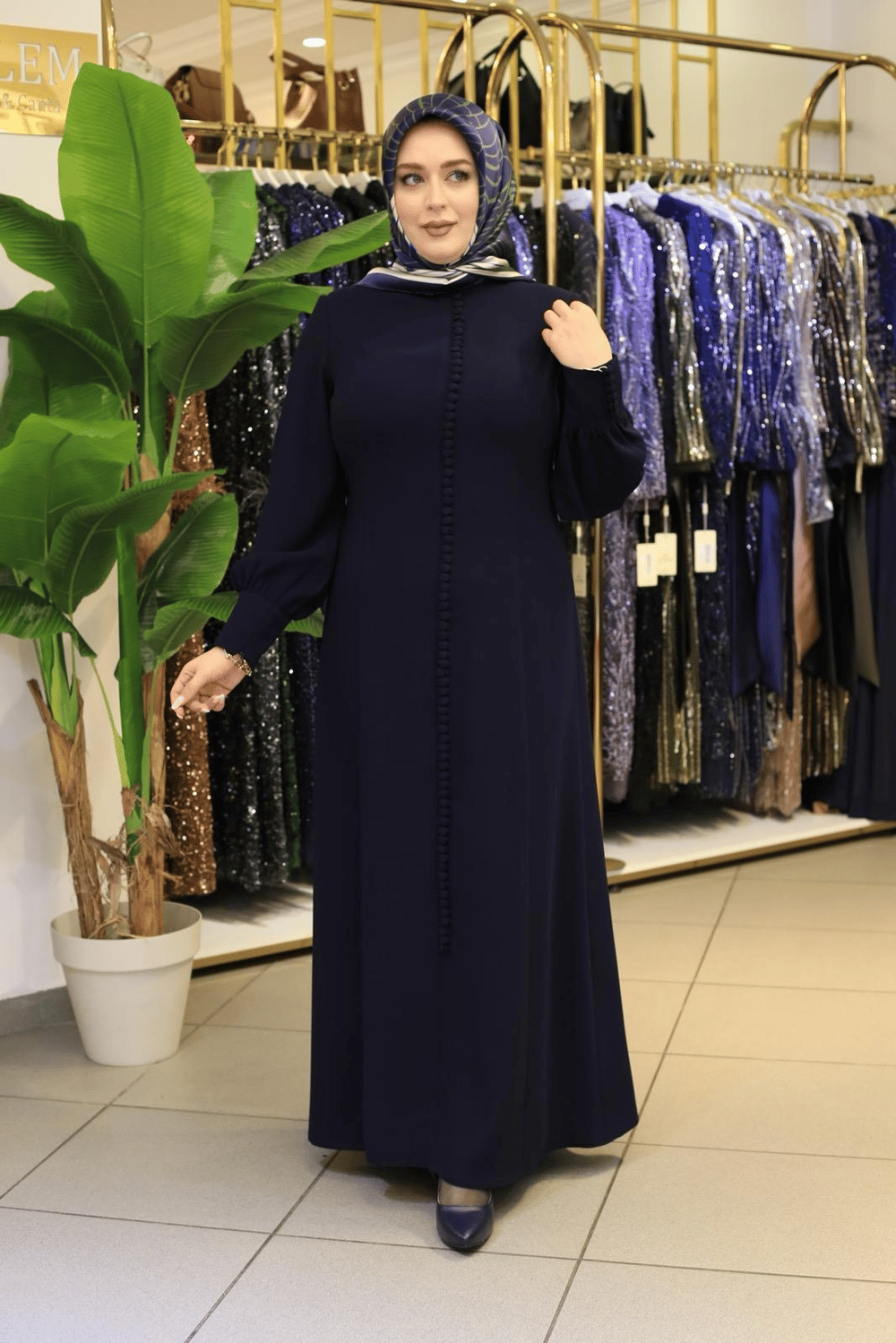 DÜĞME DETAYLI KREP ELBİSE 3572 KOD