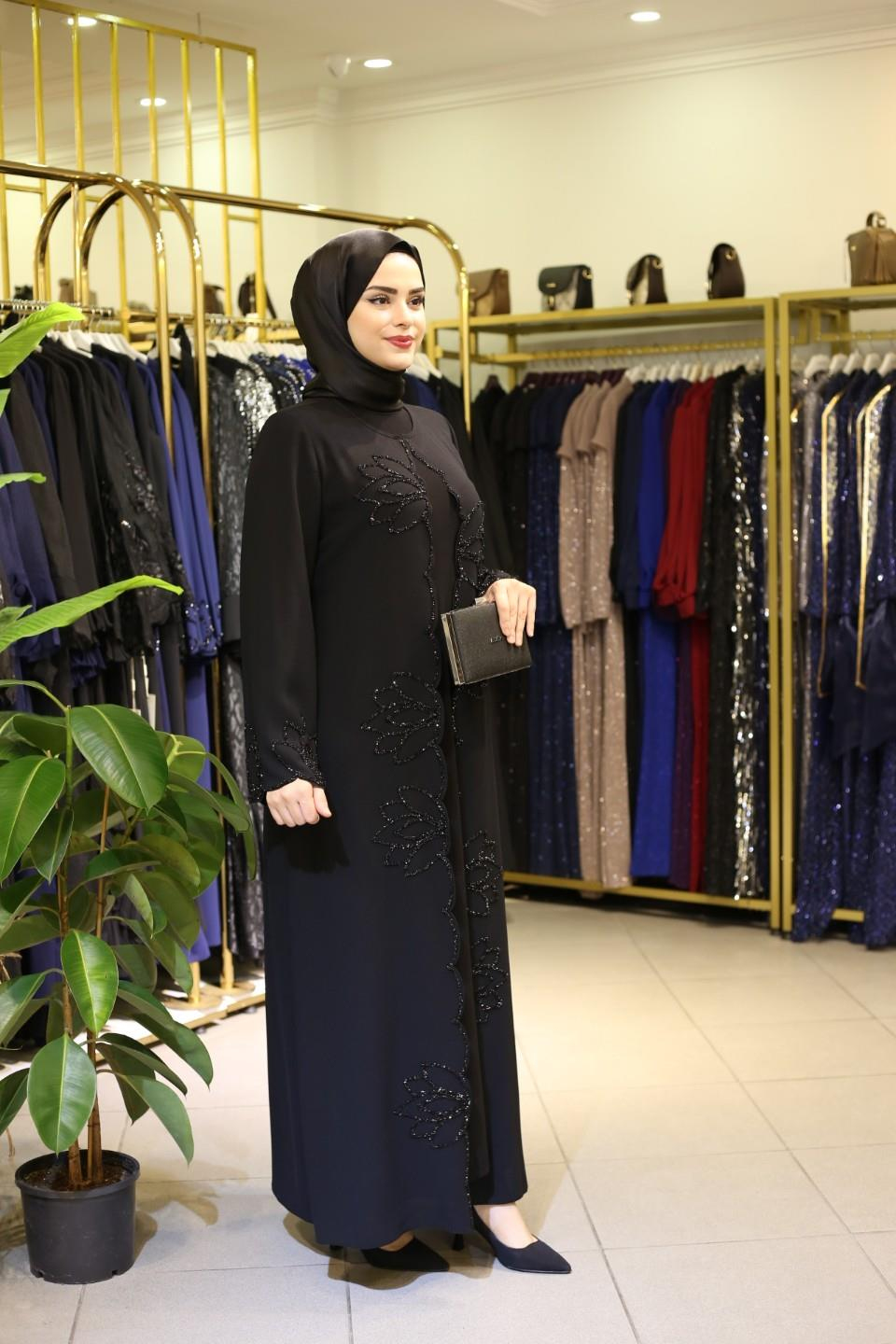 453 بدلة عباية بنقشة اللوتس كود 453