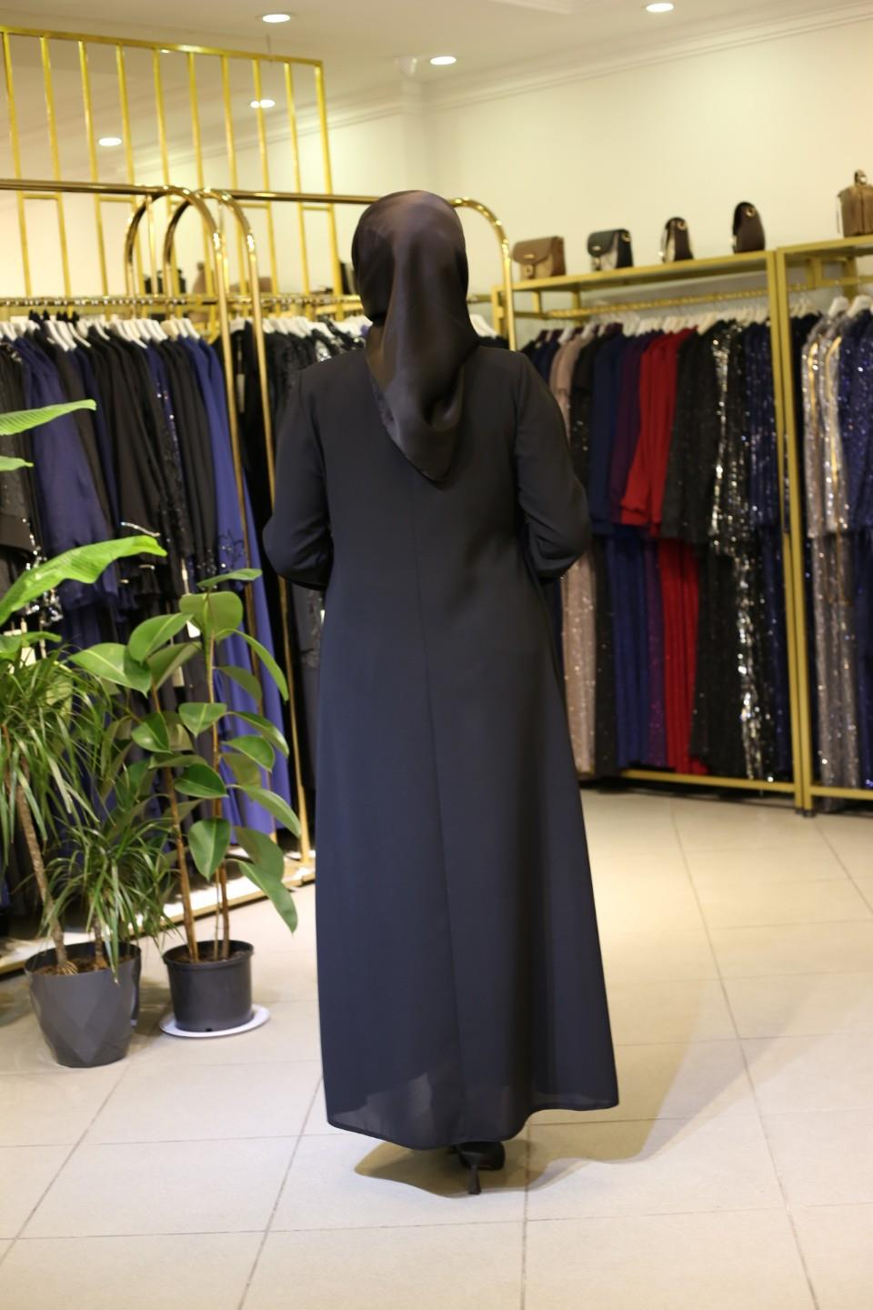 5056 CODE BLUMENBESTICKTE ABAYA