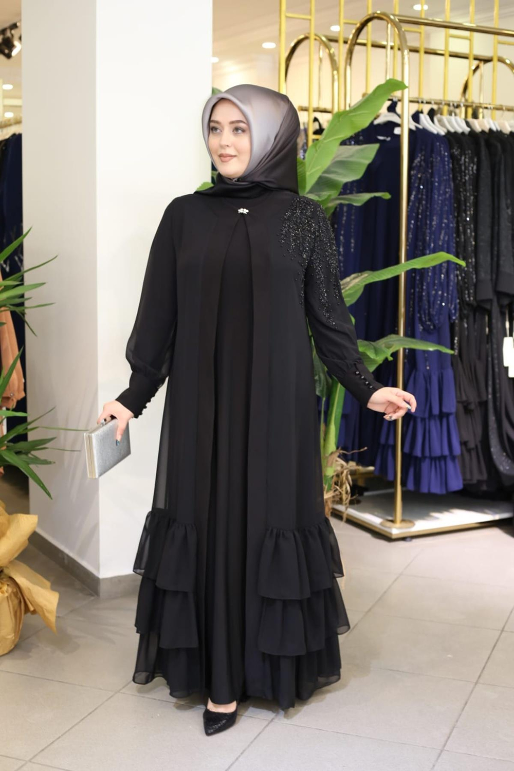 5136 بدلة عباية حجر أسود كود 5136