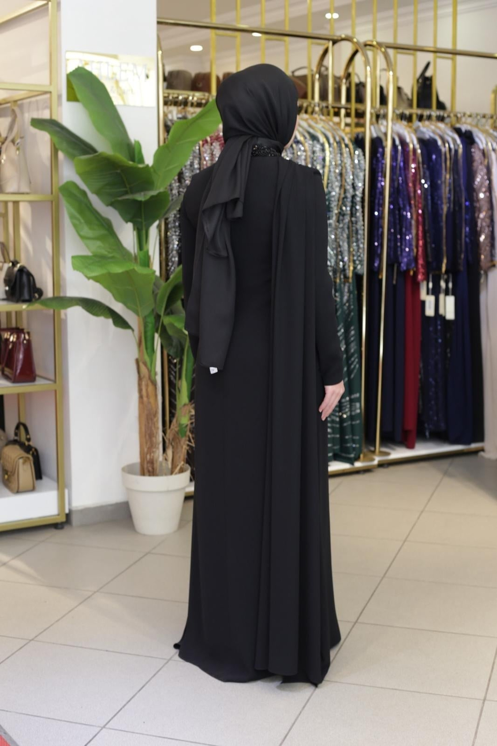 5205 ROBE À COL COUDU ET POIS