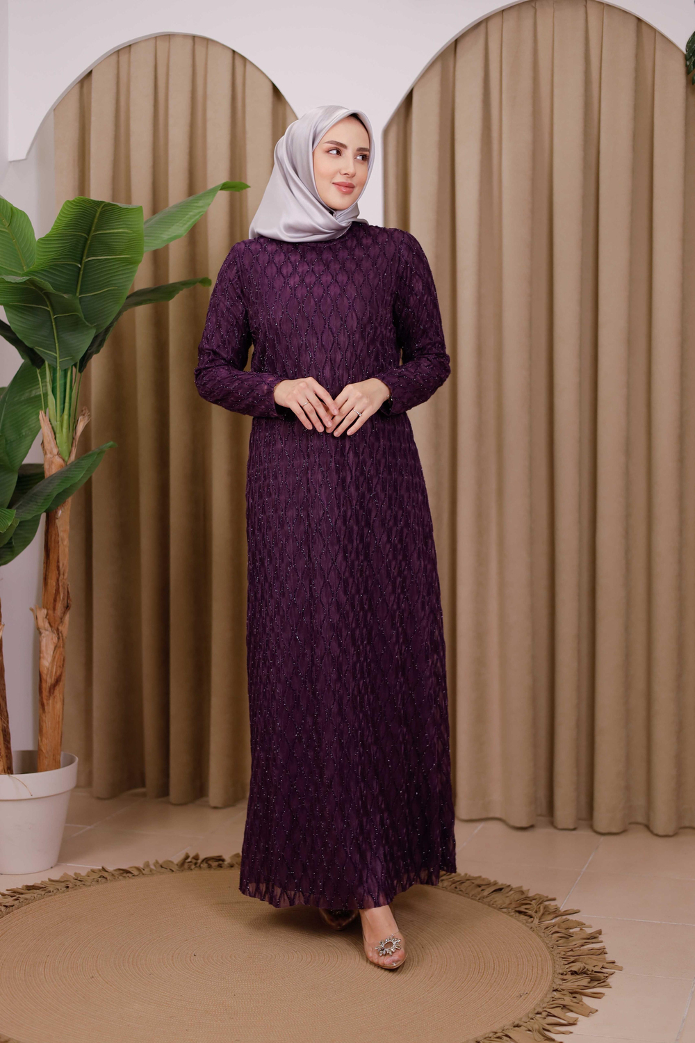 5528 KOD KENDİNDEN SİMLİ ELBİSE