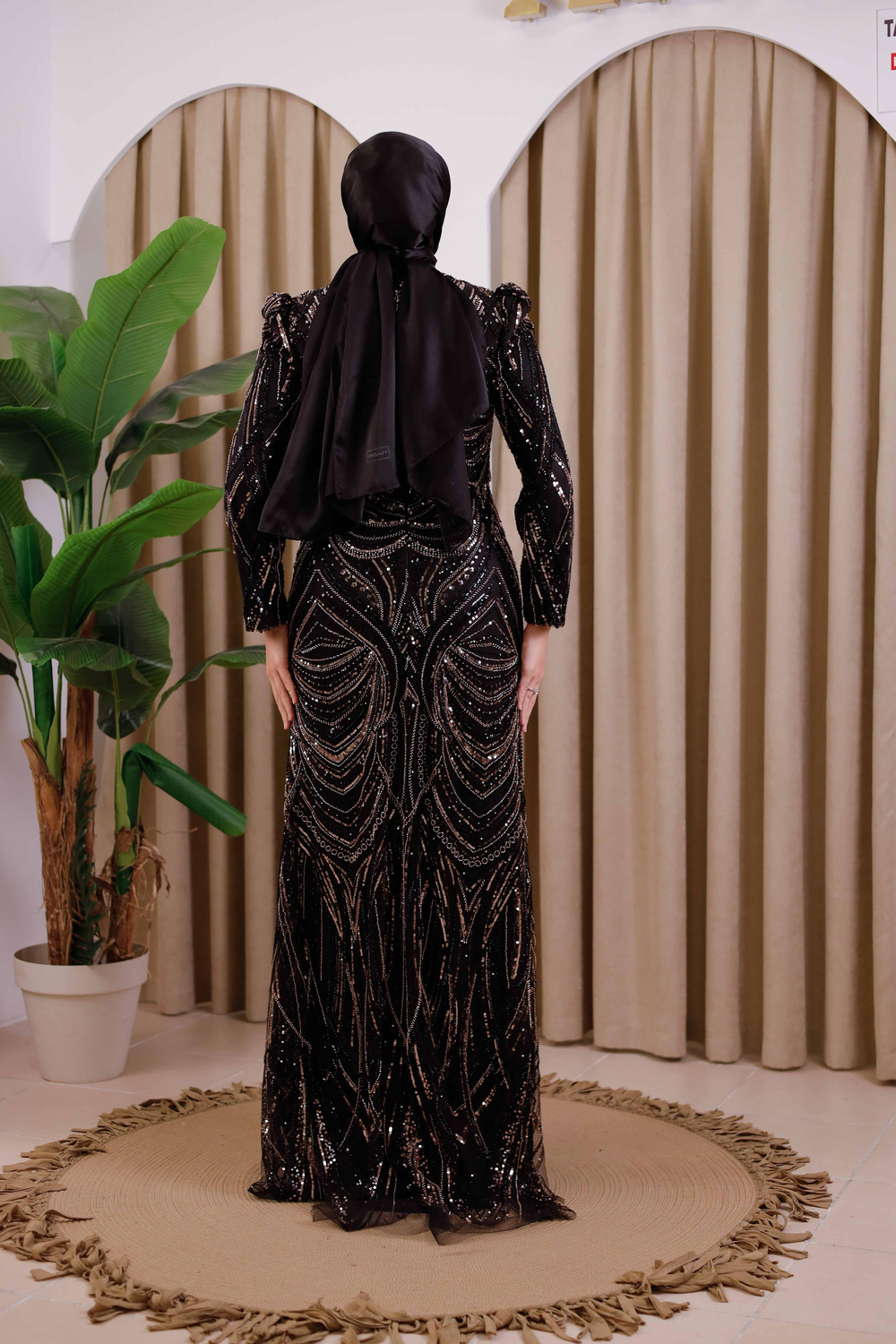 6111 CODE EVENING DRESS WITH STONES