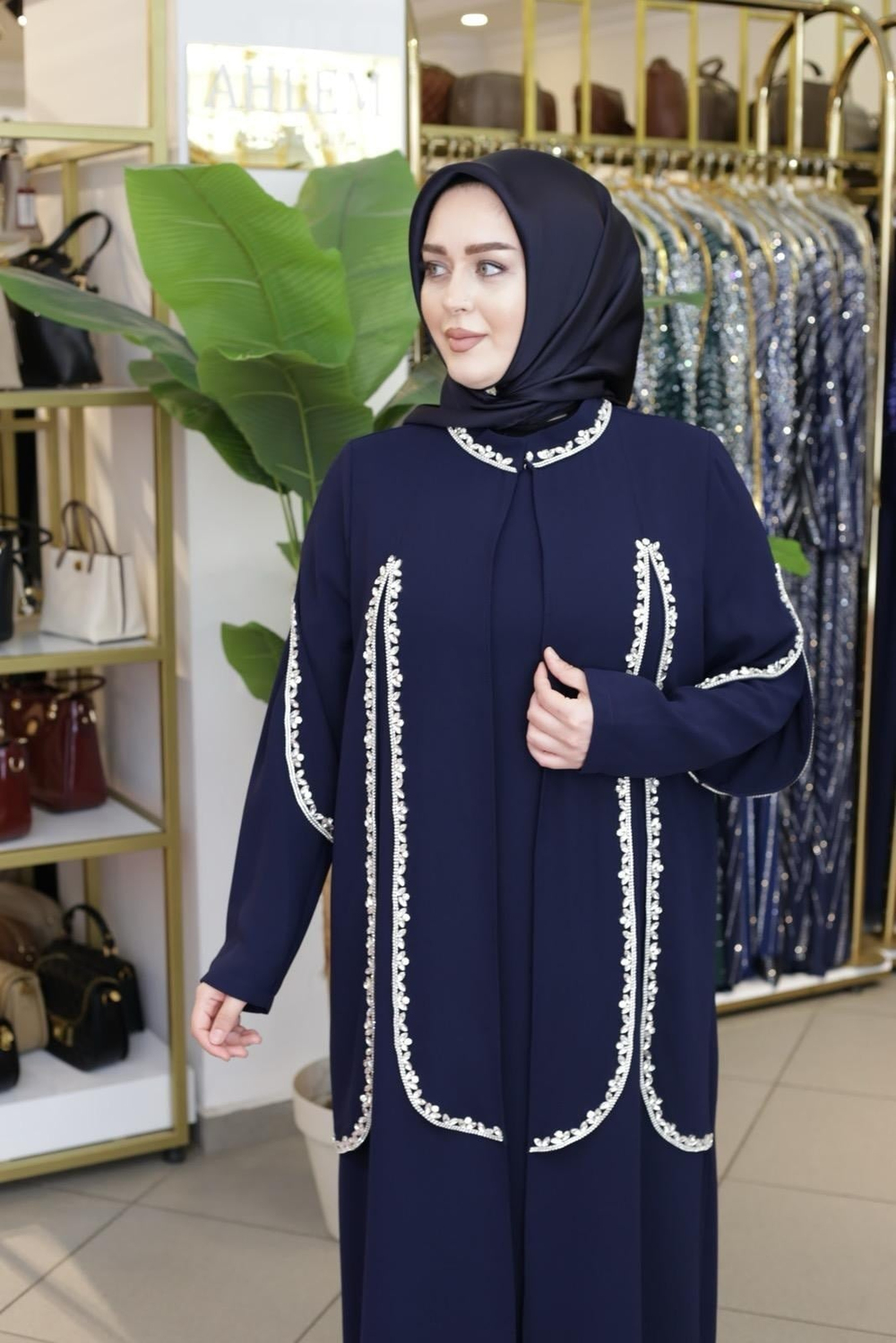 710 KOD SAWOROSKİ TAŞLI ABAYA TAKIM