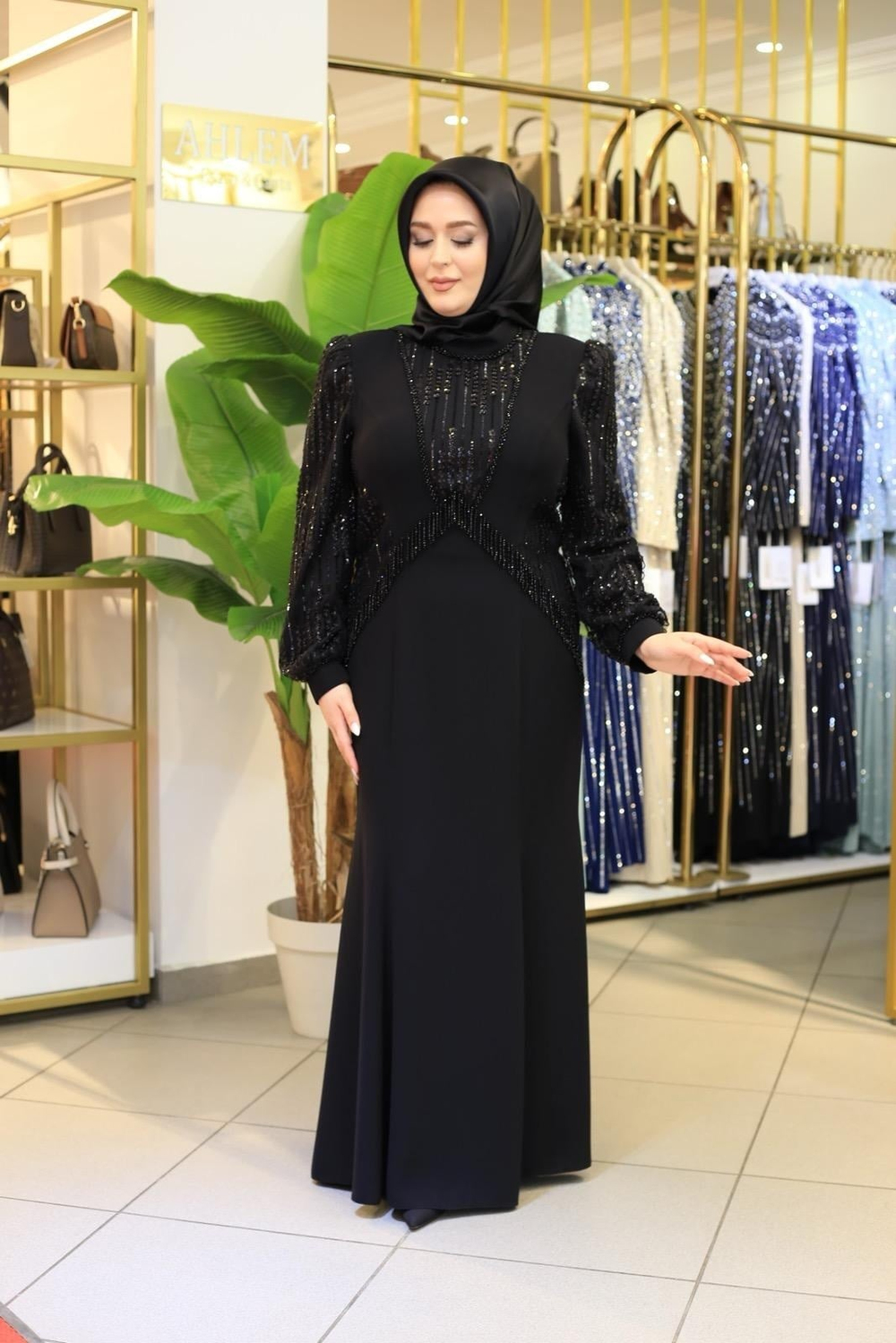 7204 KOD KOLLARI PUL DETAYLI ELBİSE