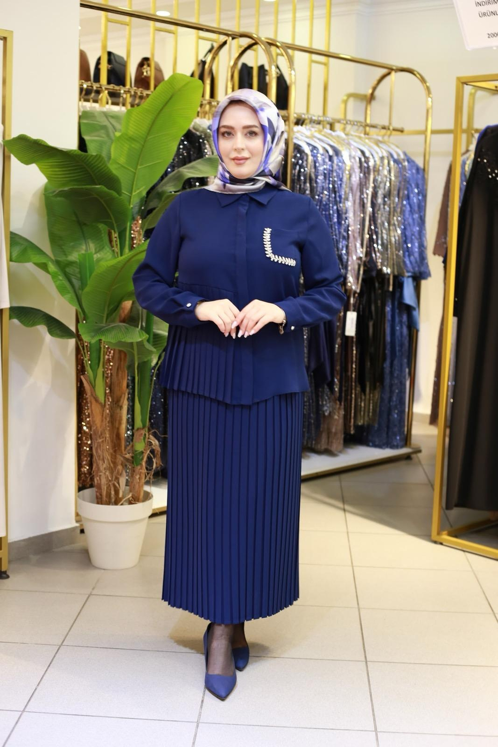 7539 CODE JUPE À PLIS ENSEMBLE