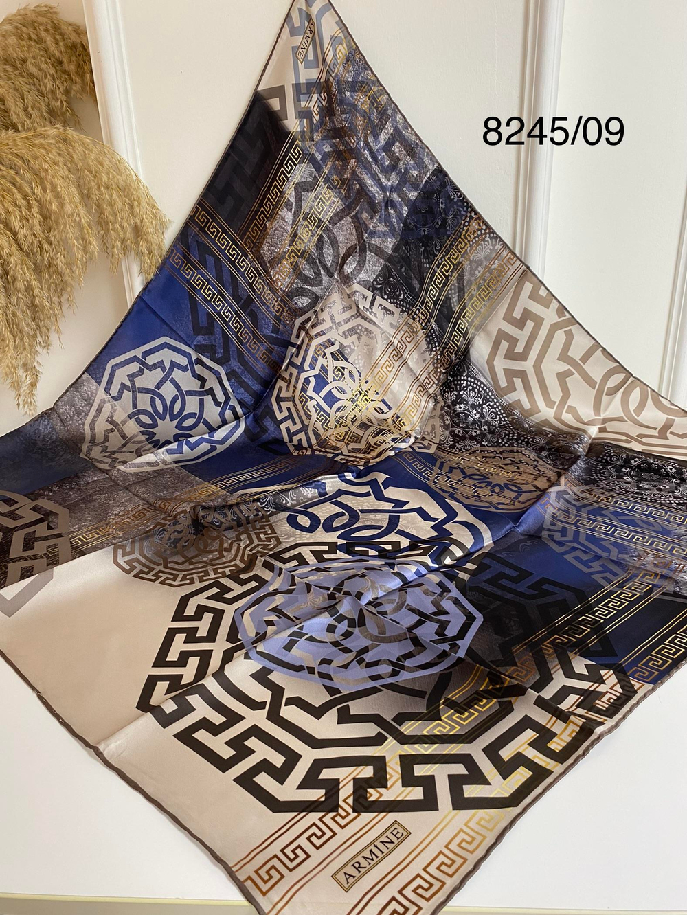 8245/09 CODE CLASSIC PATTERNED ARMINE TWILL SILK SCARF