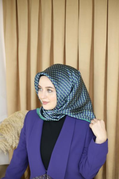 8401/90 CODE CLASSIC PATTERNED ARMINE TWILL SILK SCARF