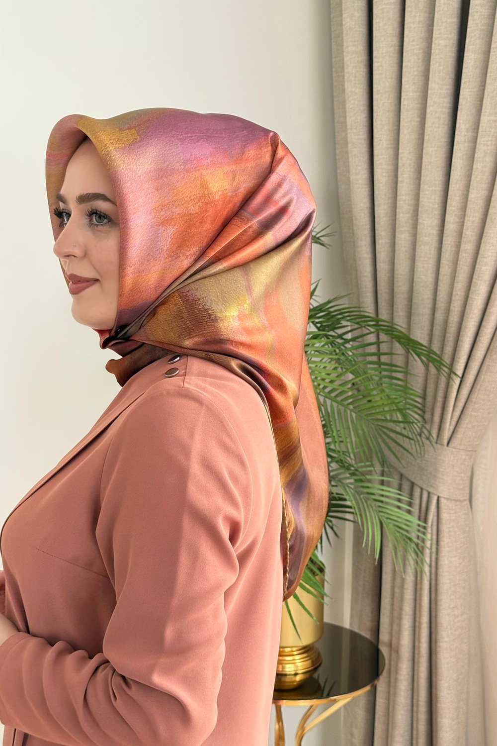 CODE COLORÉ ARMINE FOULARD EN PURE SOIE
