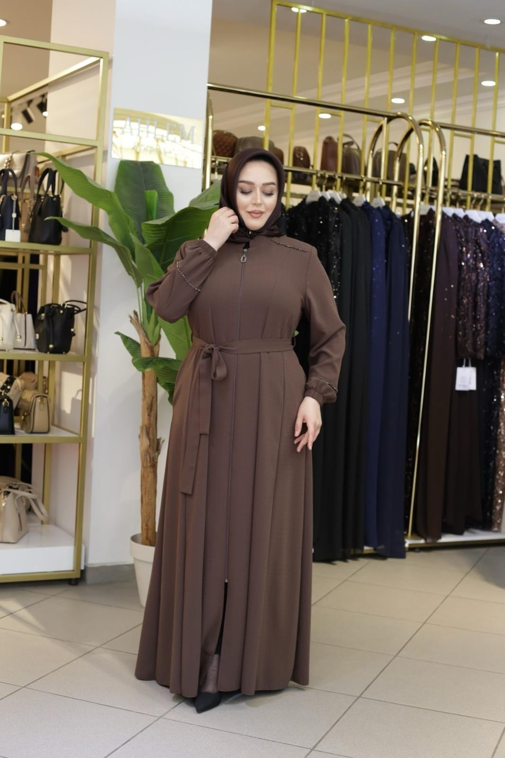 ARABİYELİ KULPLU FERACE 5644 KOD