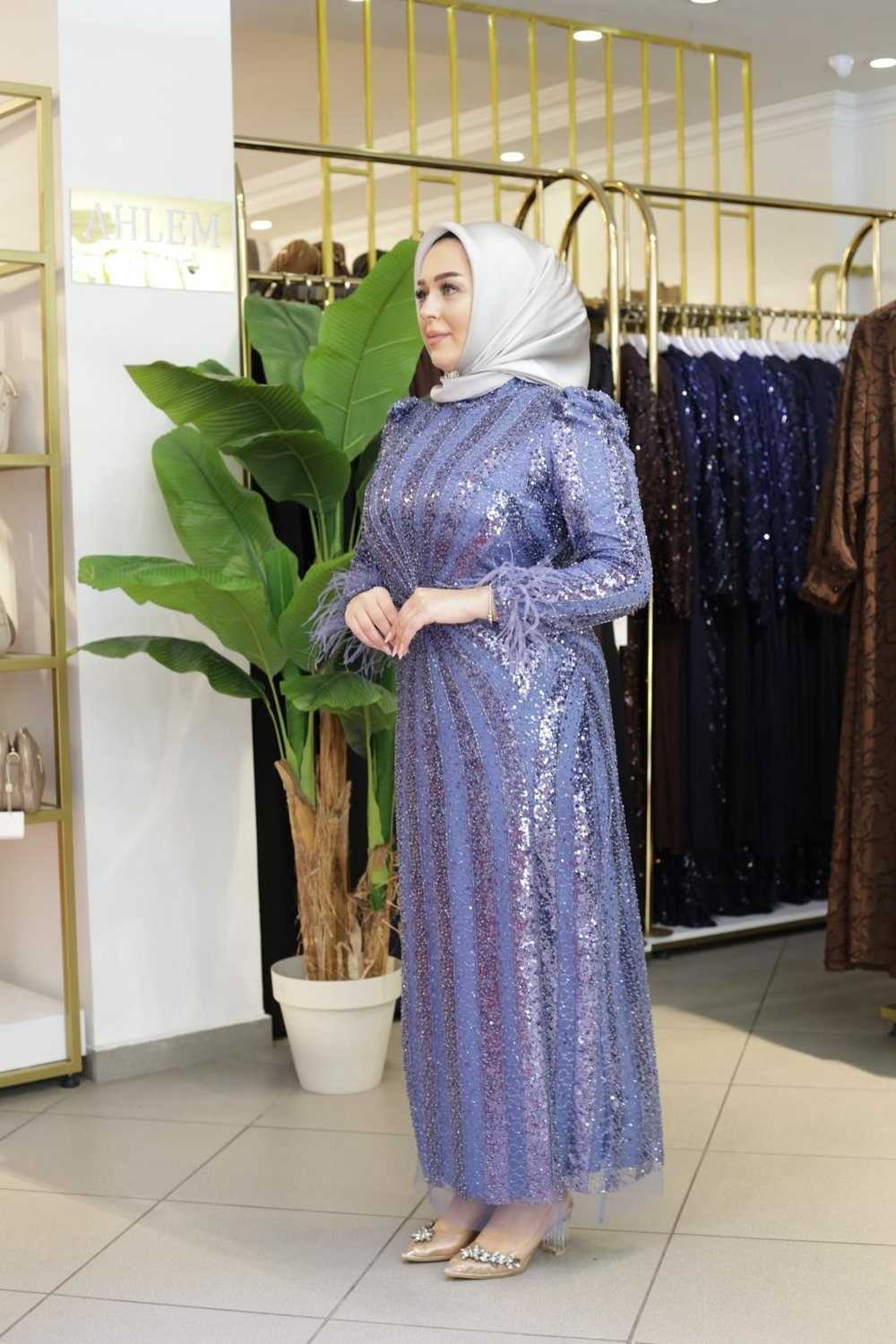 ARMC529 ABENDKLEID AUS STEIN MIT ÄRMELDETAIL