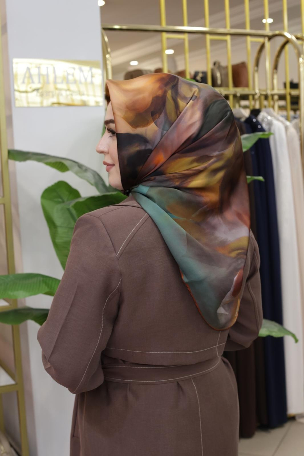 ÇİÇEK DESEN ARMİNE SAF İPEK EŞARP 9603/31 KOD