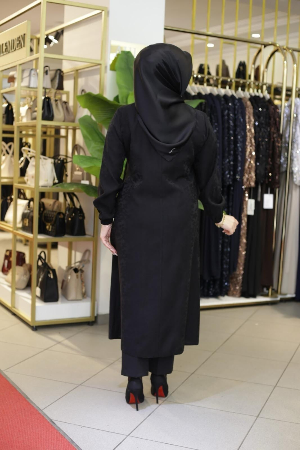 DESENLİ DOKULU KAP 6138 KOD