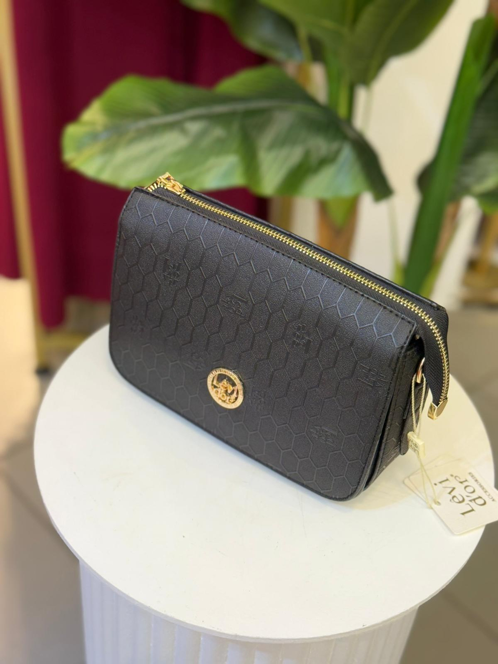 LEVİDOR HONEYCOMB EMBOSSED SHOULDER BAG 930230