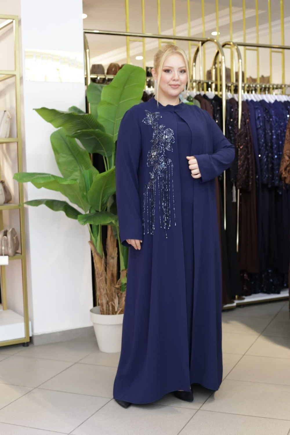 BEY801 كود تسلسل مجموعة عباية مزينة بالحجارة