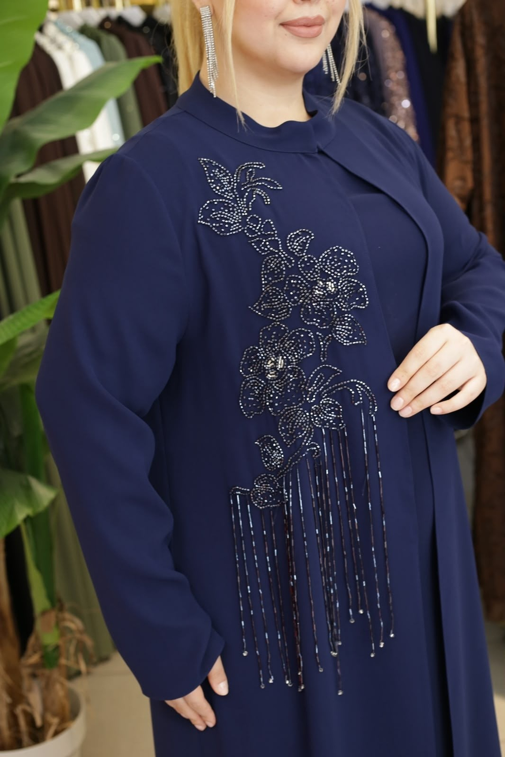 BEY801 كود تسلسل مجموعة عباية مزينة بالحجارة