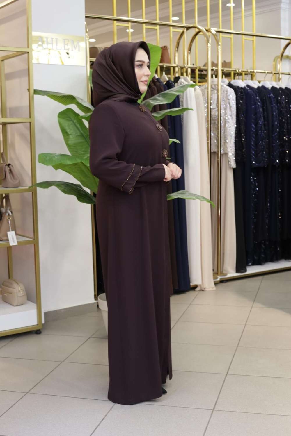 ÜÇ DÜĞMELİ FERACE VTQ2625 KOD