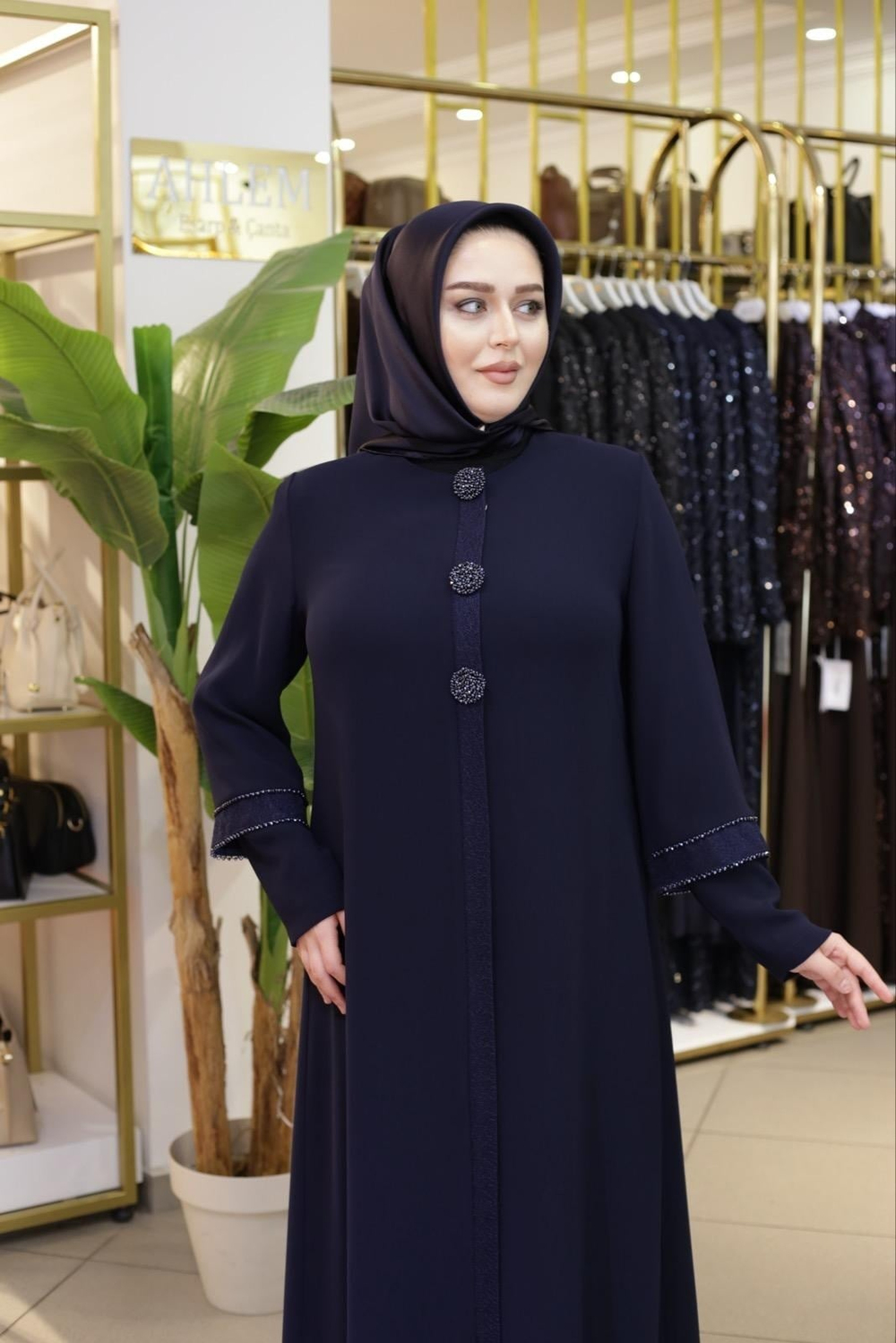 ÜÇ DÜĞMELİ FERACE VTQ2625 KOD