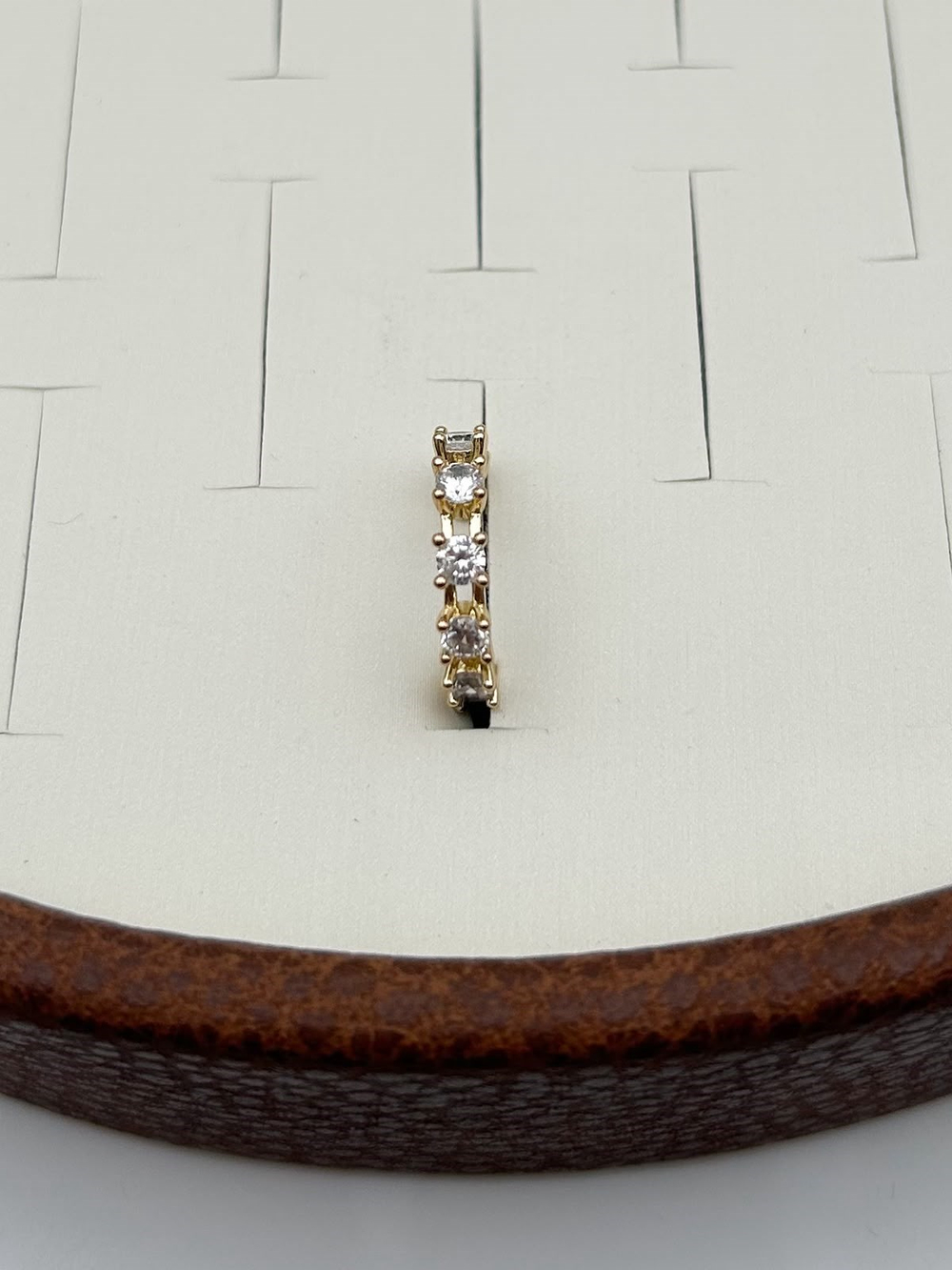 Vip Earcuff