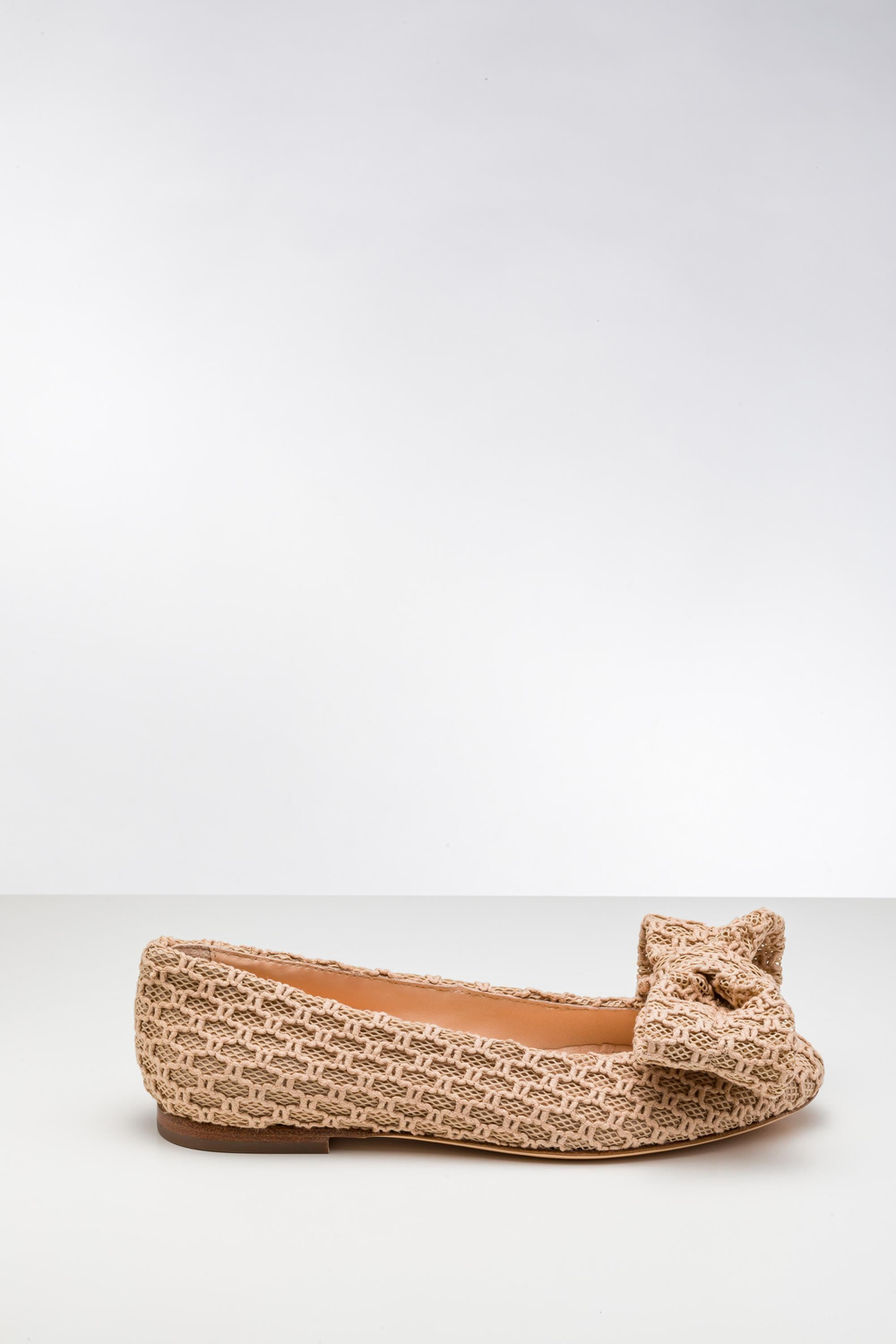 Bej Renkli Fiyonklu Babet