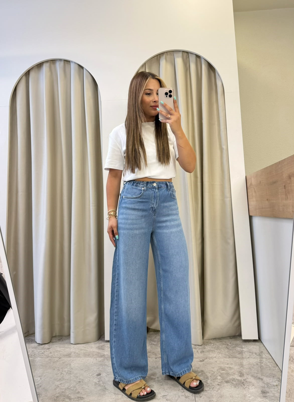 Adora Mavi Taşlamalı Beli Lastikli Tensel Jean