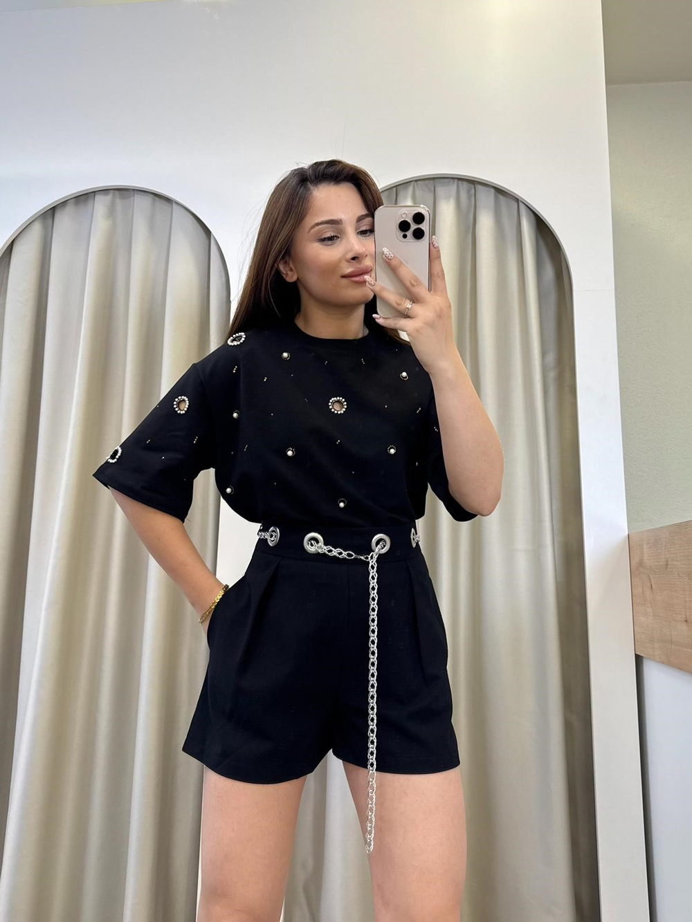 Baren Siyah İnci Detay Tişört