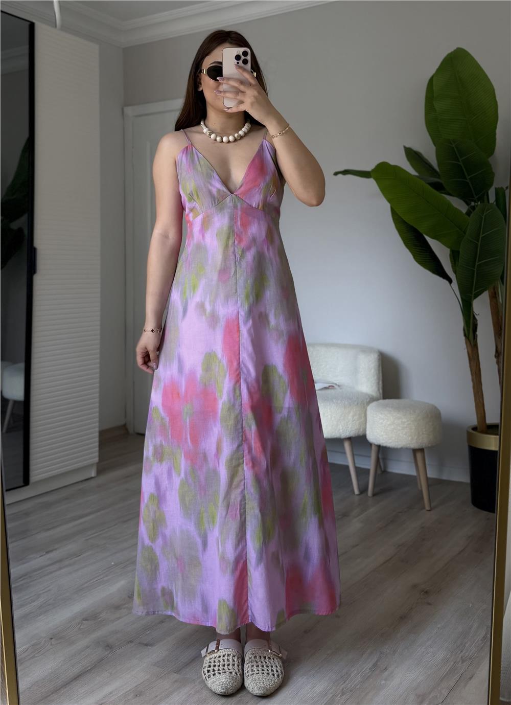 Batik Sırt Dekolteli Elbise