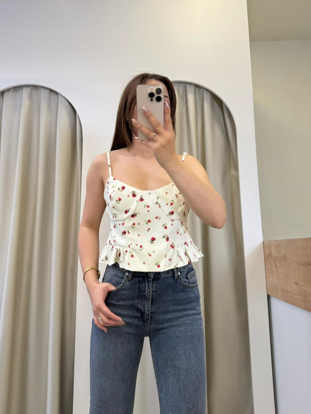 Çeri Kırmızı Çiçek Baskılı Crop
