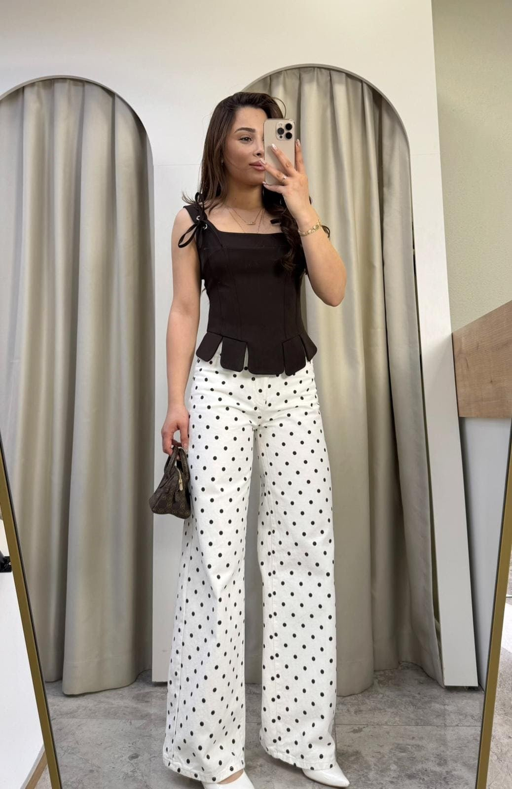 Doll Beyaz Üstü Kahve Puantiyeli Jean