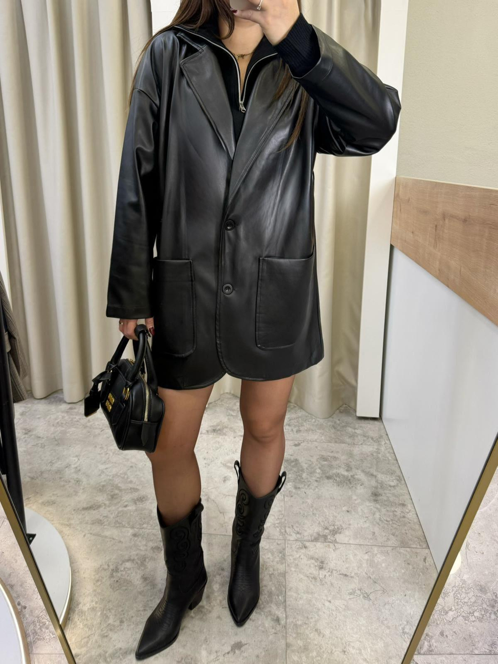 Oversize Kuşaklı Siyah Deri Ceket