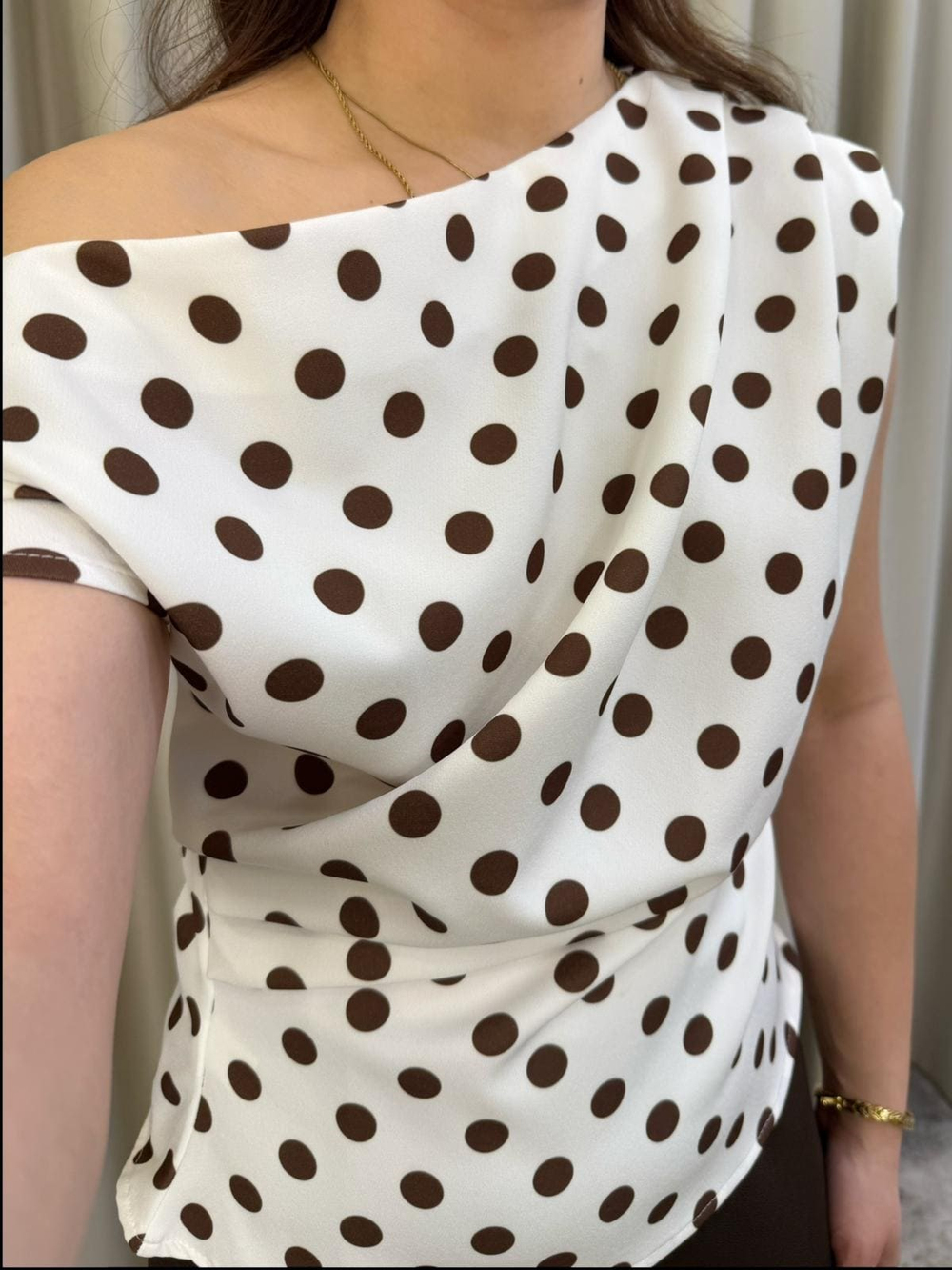 Riturn Kahve Puantiyeli Drapeli Bluz