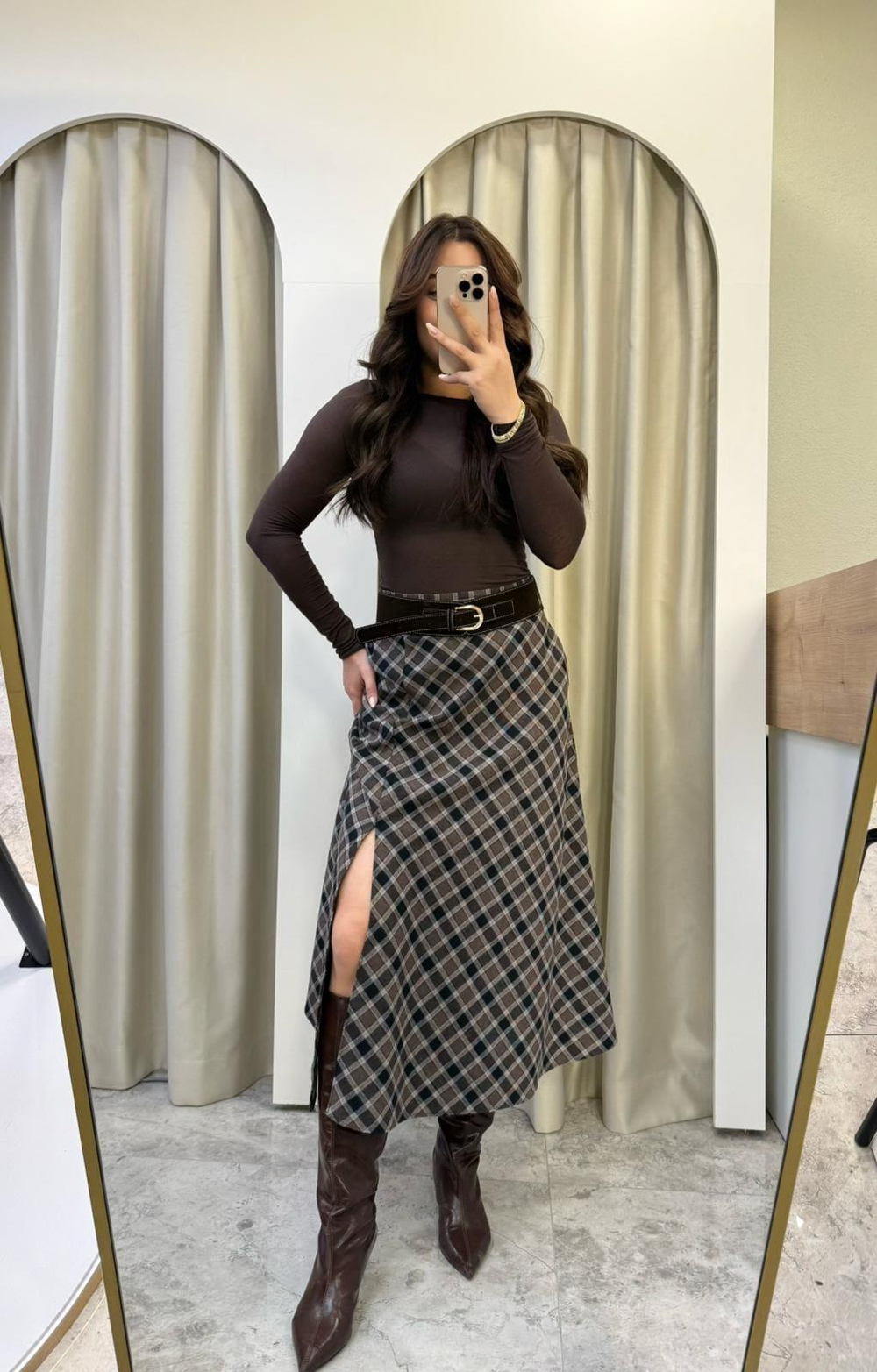 Valeria Süet Kemerli Yırtmaçlı Ekose Etek