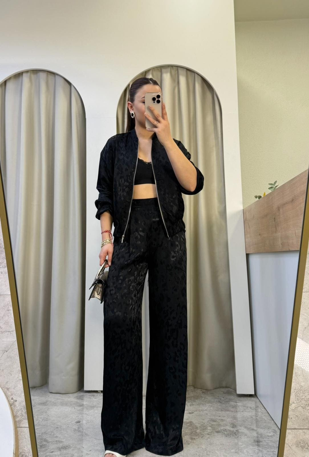 Vogue Siyah Jakarlı Saten Takım