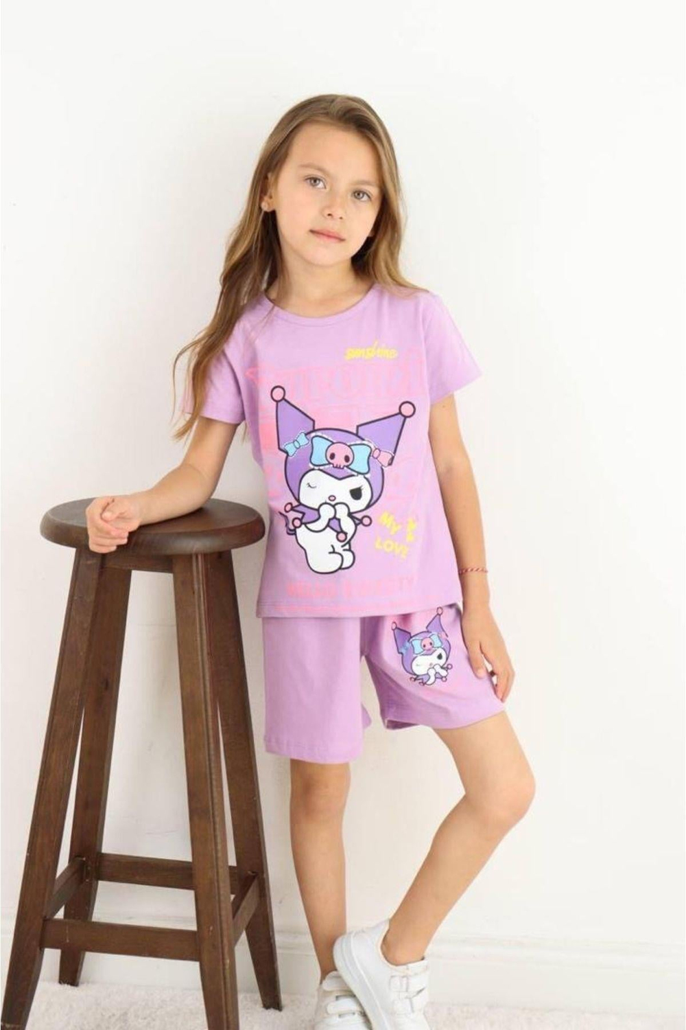 Karakter Baskılı T-shirt ve Şortlu Alt Üst Kız Çocuk Takım (3-12 Yaş)