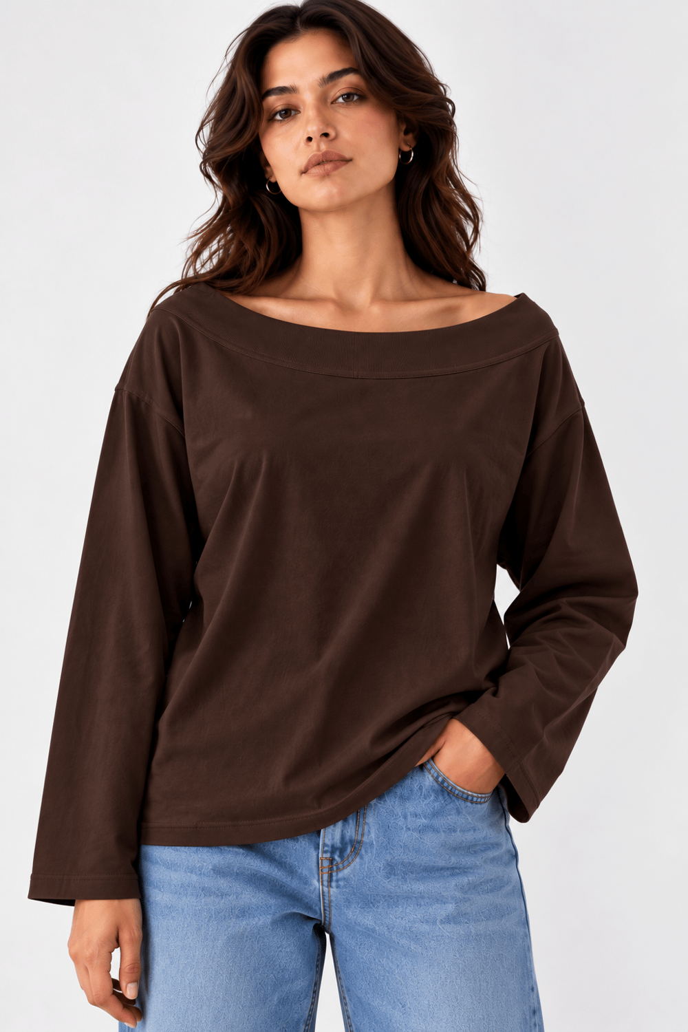 kahve kayık yaka standart tshirt