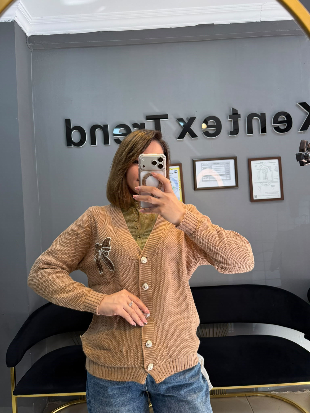Triko fiyonk baskılı hırka Karamel  renk