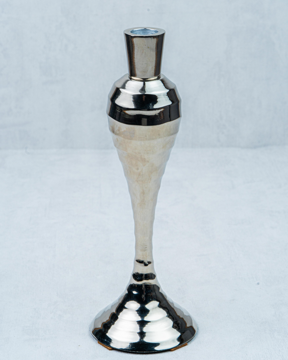 DekuvaCIARA NICKEL MEDIUM CANDLE HOLDERLAMEDORE 1AG-084M