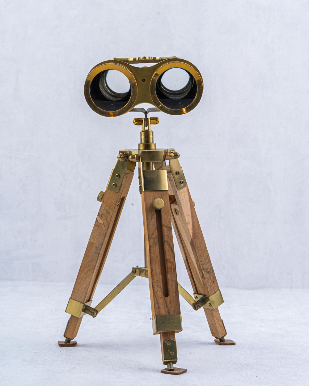 DekuvaGOLD AHŞAP AYAKALI DEKORATİF DÜRBÜNMİKASA MOOR P260.382582