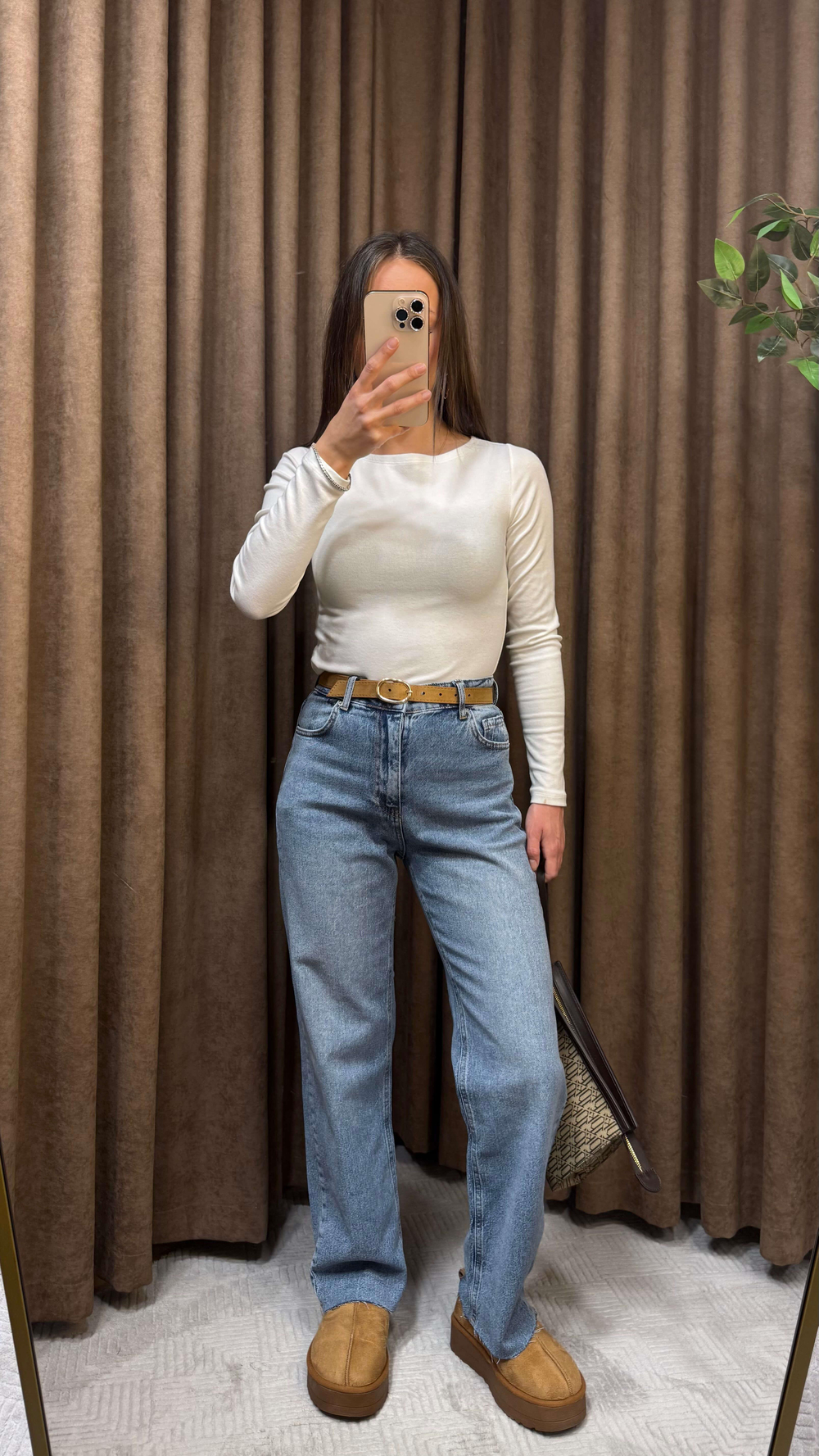 AÇIK MAVİ KEMERLİ STRAİGHT KESİK PAÇA JEAN