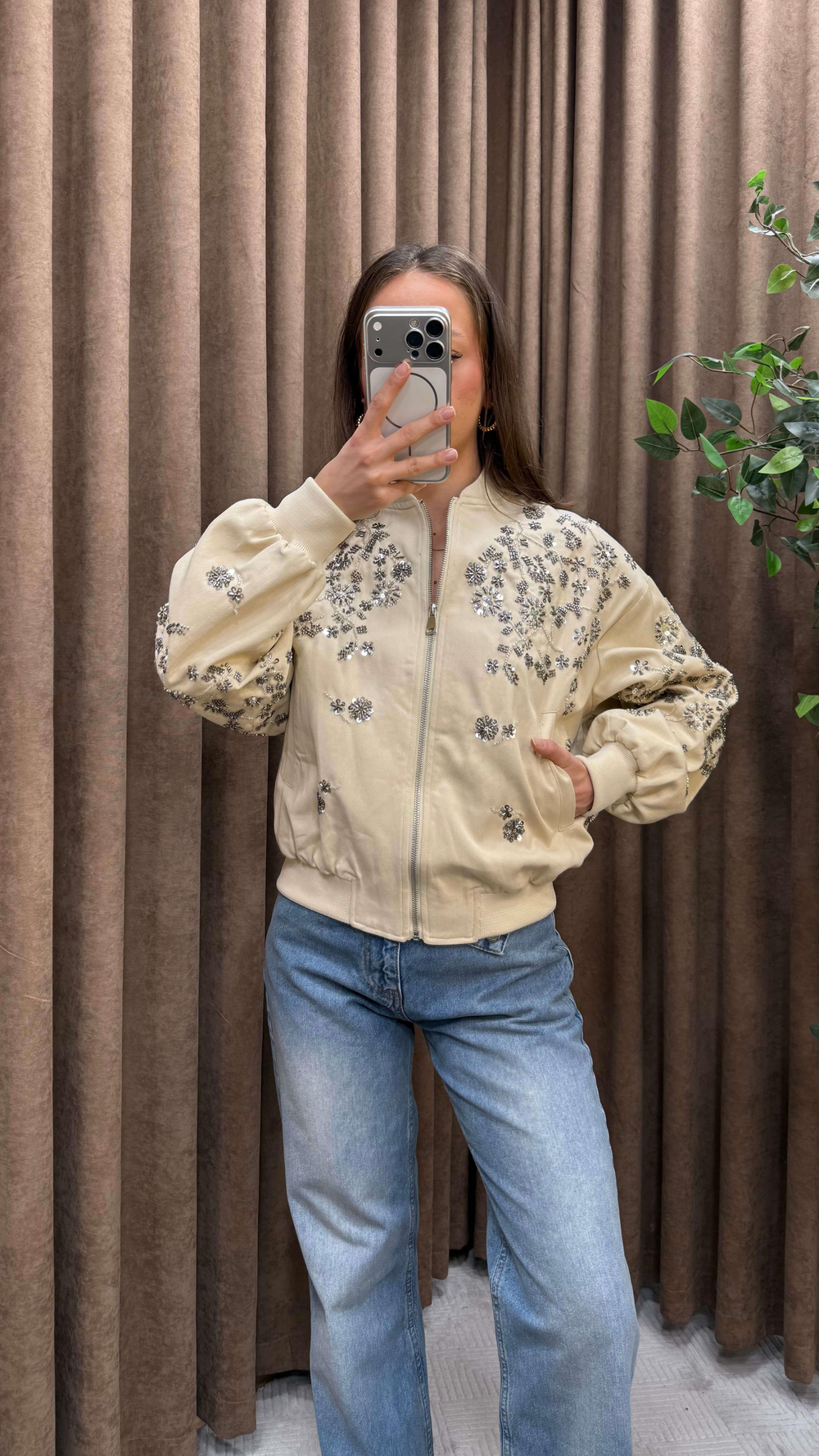 TAŞ İŞLEMELİ BOMBER CEKET
