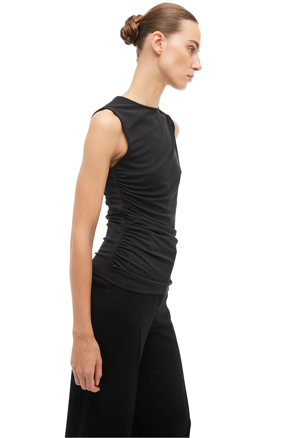 Siyah Asimetrik Yaka Slim Fit Sıfır Kol Bluz