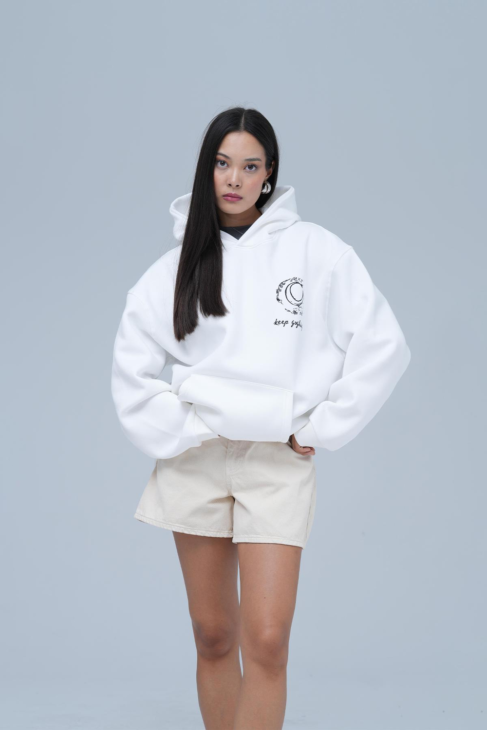 Beyond the Frame Oversize Sweatshirt Kadın Ekru