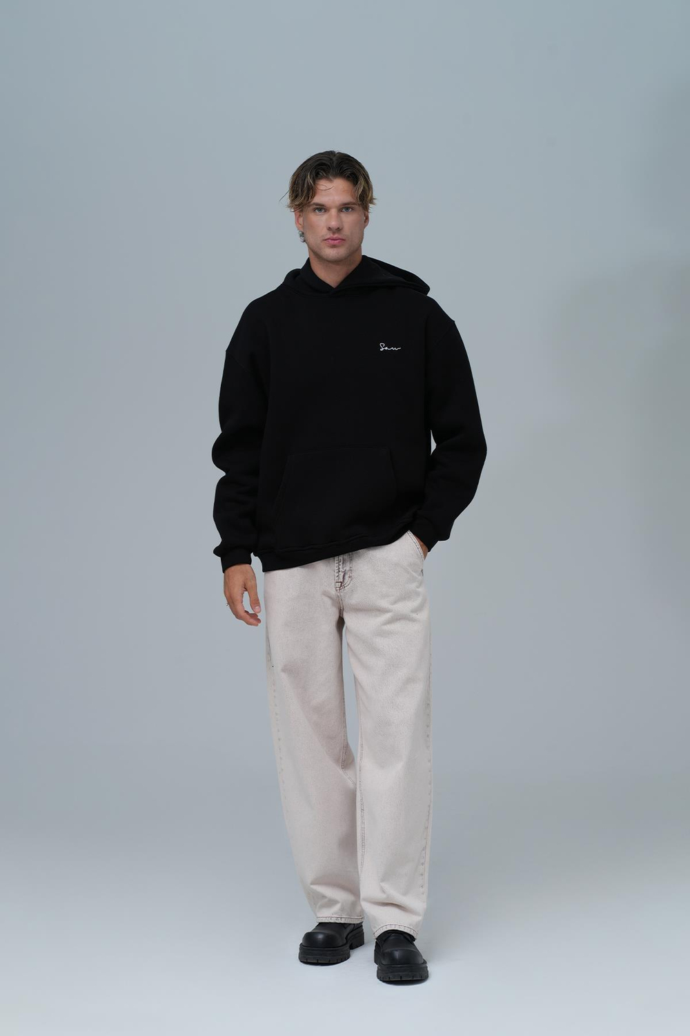 Echoes Of Roots Oversized Sweatshirt Black