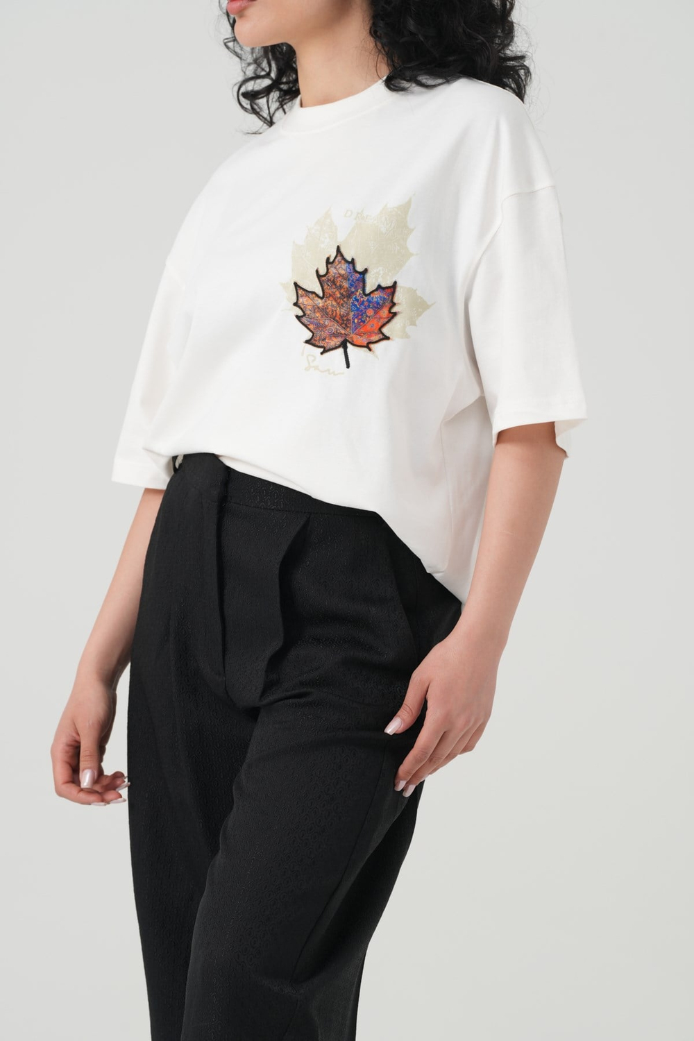 Maple Dream Oversize Kadın Tişört Ekru